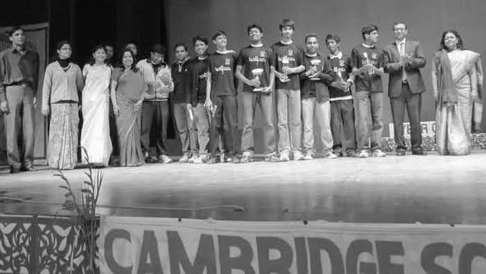 A Decade of Existence /closing.jpg